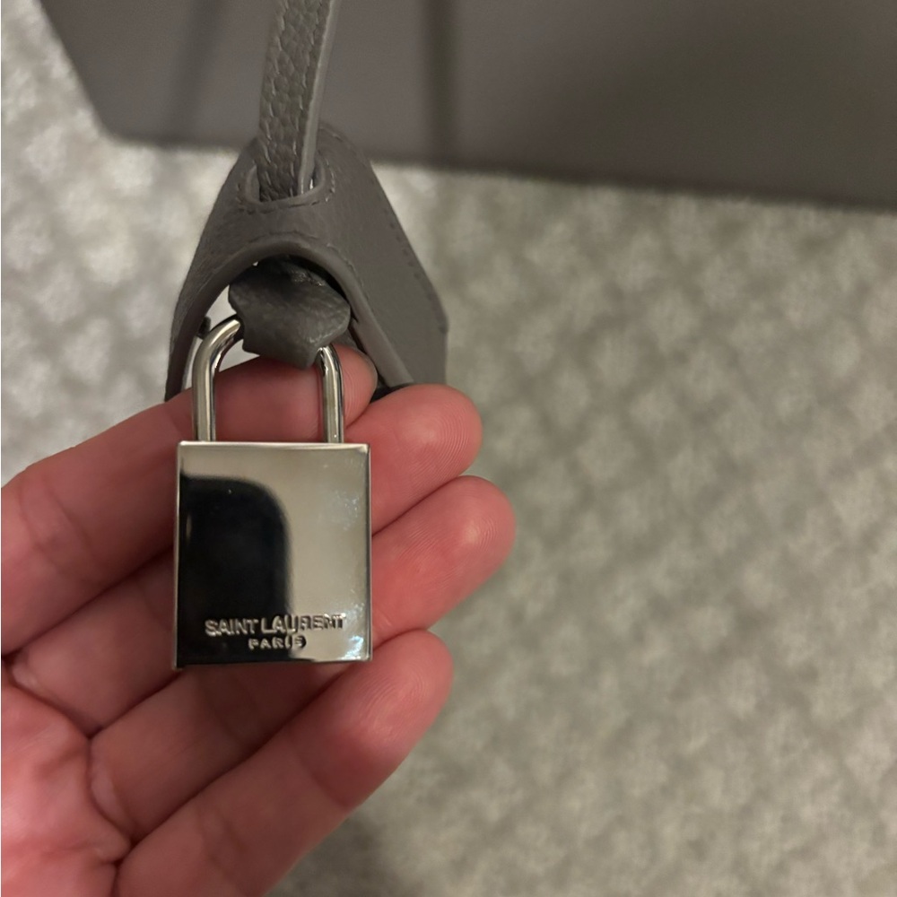 Saint Laurent sac du jour grey large - Picture 4 of 7